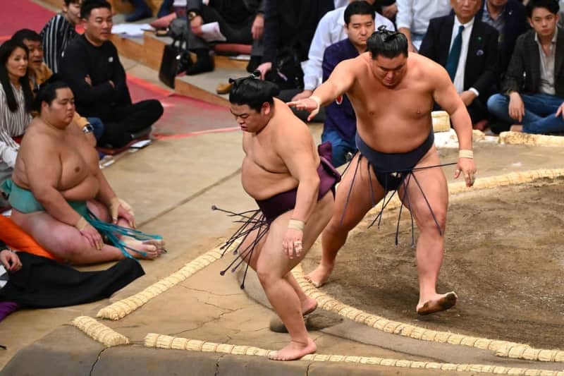 【九州場所】豊昇龍が〝悪癖解消〟５場所ぶりに初日から３連勝「しっかり集中できている」