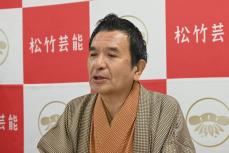 桂小春團治が外国人向け字幕落語会を試験開催「イヤホンで聞くとおもしろくない」