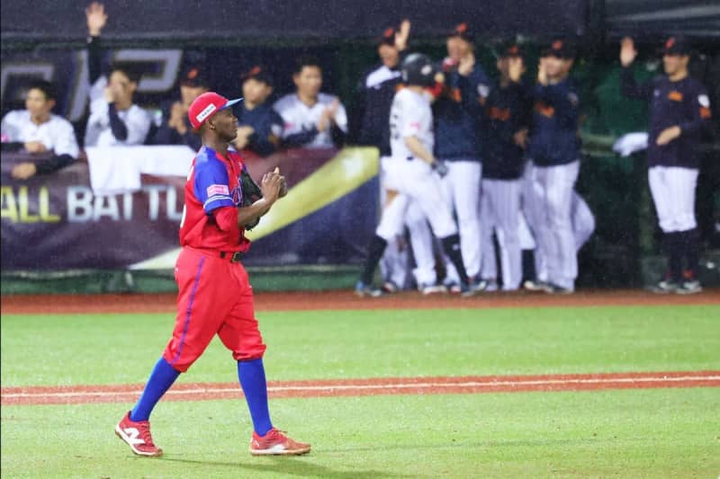 【プレミア１２】キューバ代表モイネロ「辰己はどこ？大丈夫？」 侍ジャパン選手らに確認