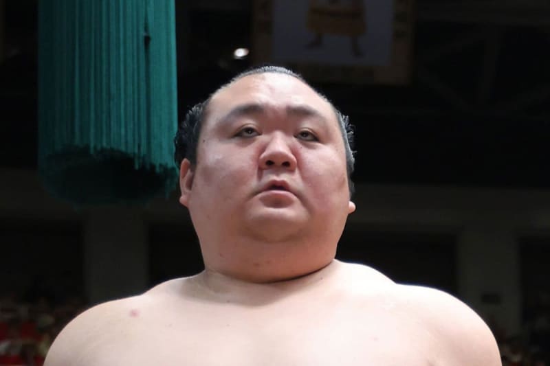 【九州場所】尊富士もビックリ「誰が見てもすごい」３７歳の宝富士が７連勝で首位を１差追走