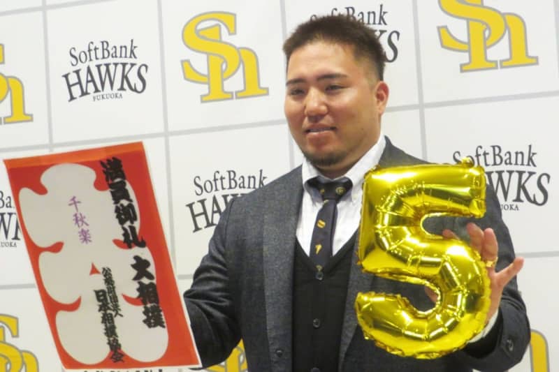 【ソフトバンク】山川穂高 4・5億で更改　自主トレに〝和田イズム〟注入へ「長くやることも一つ目標」