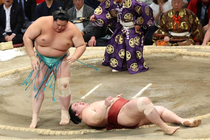 【九州場所】琴桜 vs 豊昇龍の優勝争いがデッドヒート　千秋楽に直接対決で決着か