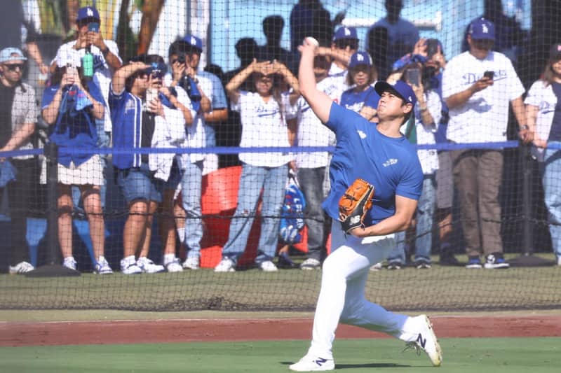 大谷翔平のマウンド復帰時期は…ドジャース編成本部長が来季先発ローテ構想を語る