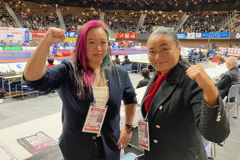 仙女がレスリングレジェンドとの〝強力タッグ〟で技術力向上へ　里村明衣子「プロレスは本当に基礎が大事」