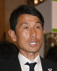 Ｊ１福岡・金明輝新監督　鳥栖で行った足払い事件など…　パワハラ調査報告書に再注目