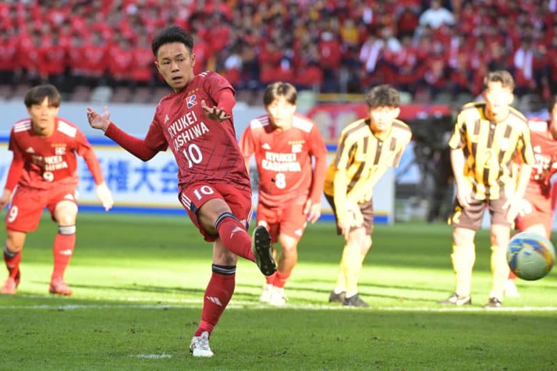 【高校サッカー】流通経大柏が決勝進出　亀田歩夢は前橋育英戦に燃える「先輩たちの借りを返す」