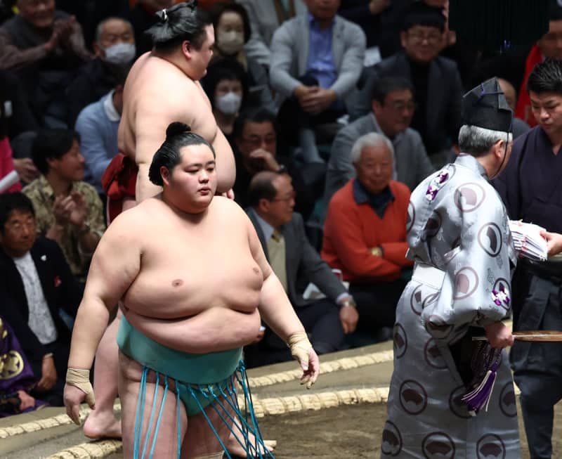 【初場所】琴桜の綱とりに第２の故郷も〝熱視線〟　倉吉市の記念館は連日の行列