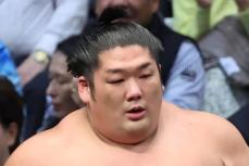 【初場所】尊富士が全勝の金峰山に敗れて２敗に後退「負けたのでまだまだ。悔しいなー」