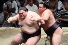 【初場所】３敗目の王鵬は取材に応じず　９連勝・霧島「しっかり取った感じ」