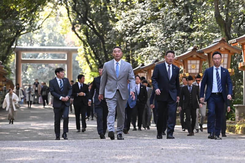 【巨人】阿部監督が強力な熱視線予告「とにかく〝見てる〟よ、俺は」