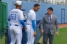 【侍ジャパン】井端監督が日本ハムキャンプ視察　新庄監督から代表候補“売り込み”も