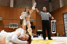 女子プロレス マリーゴールド 田中きずな きいたん Tシャツ チェキその他 マリーゴールド】桜井麻衣が田中きずな下す 9・14リーグ戦