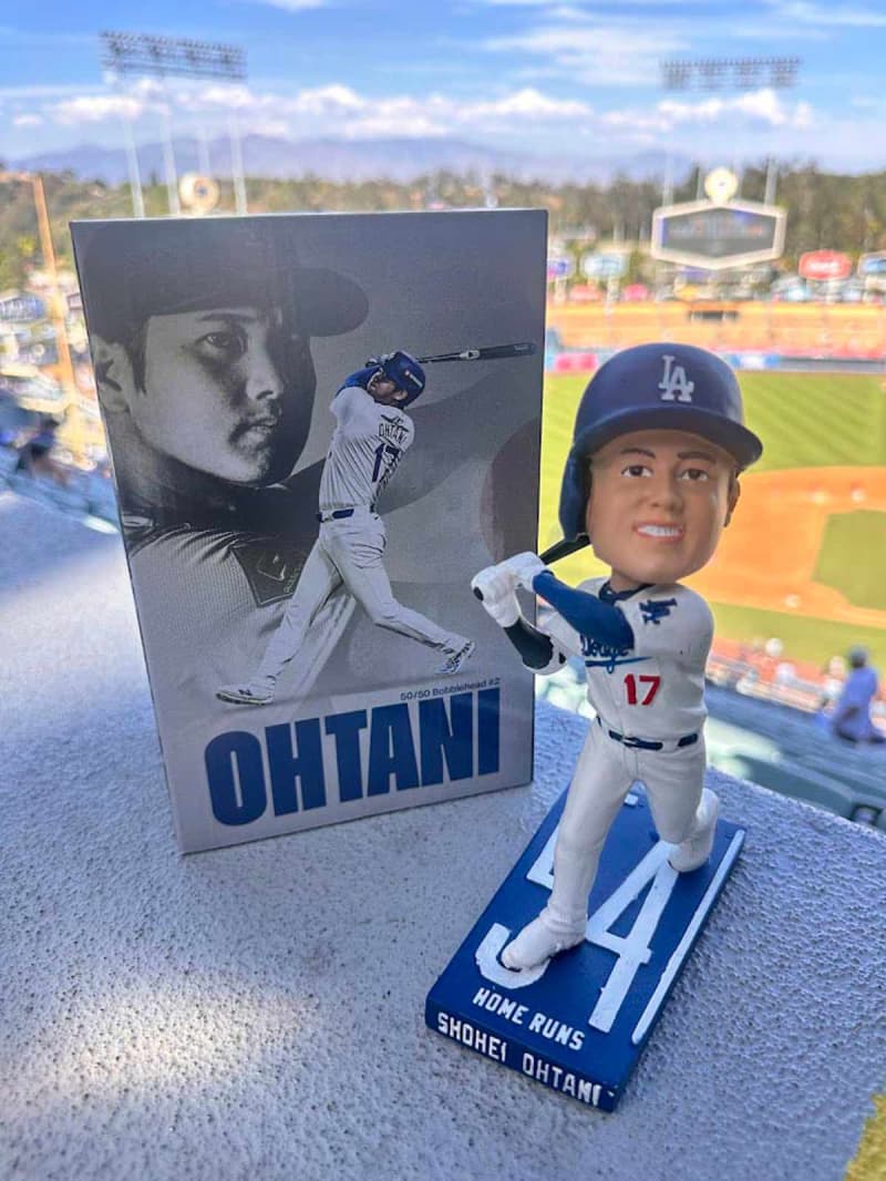 【現地入手】大谷翔平選手　50/50 ボブルヘッド 大谷翔平 MLB ロサンゼルス・ドジャース 50-50達成記念