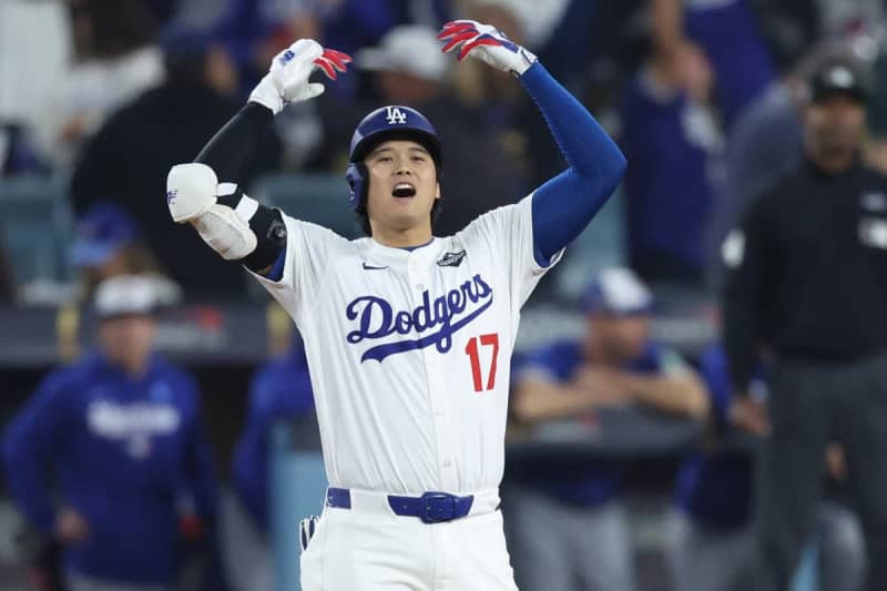 ドジャース 大谷翔平
ボブルヘッド ミニ
ホームユニフォーム
4.5インチ ドジャース 大谷翔平選手 2025年ナショナル・リーグMVP受賞記念 JAL