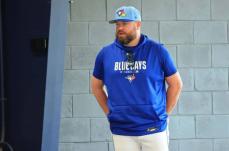 【ＭＬＢ】岡本和真が無事にキャンプ地到着　大谷翔平の〝苦い経験〟から指揮官は不安な日々…