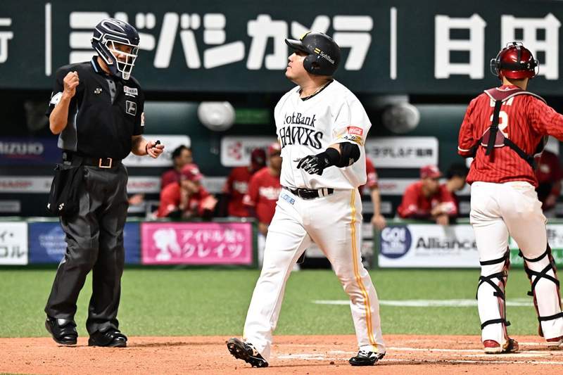 ソフトバンク】山川穂高 苦闘〝30タコ〟でも揺るがぬ信念「絶対