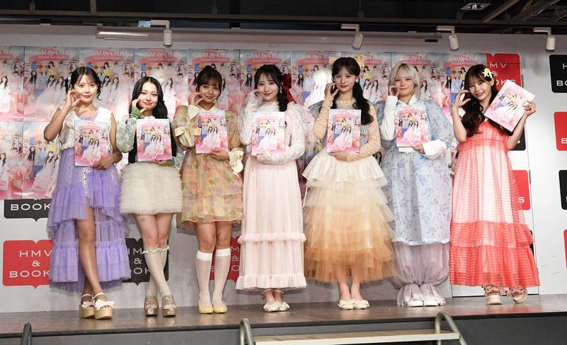 CANDY TUNEが初の写真集を出版 村川緋杏は出来栄えに「3億点