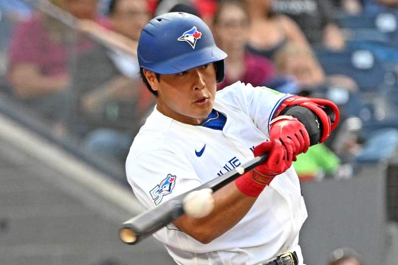 MLB】岡本和真 2打席連続適時打と連夜の大活躍 1試合3安打と5