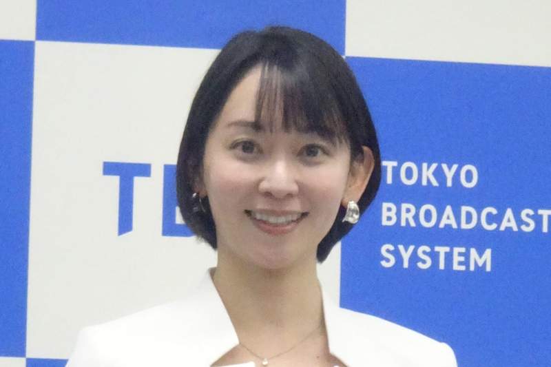 リ*ド様 TBSアナウンサー 出水麻衣 直筆サイン入り色紙 TBS出水麻衣アナ 〝今1番気になる異性〟告白「ちょっとキュピーン