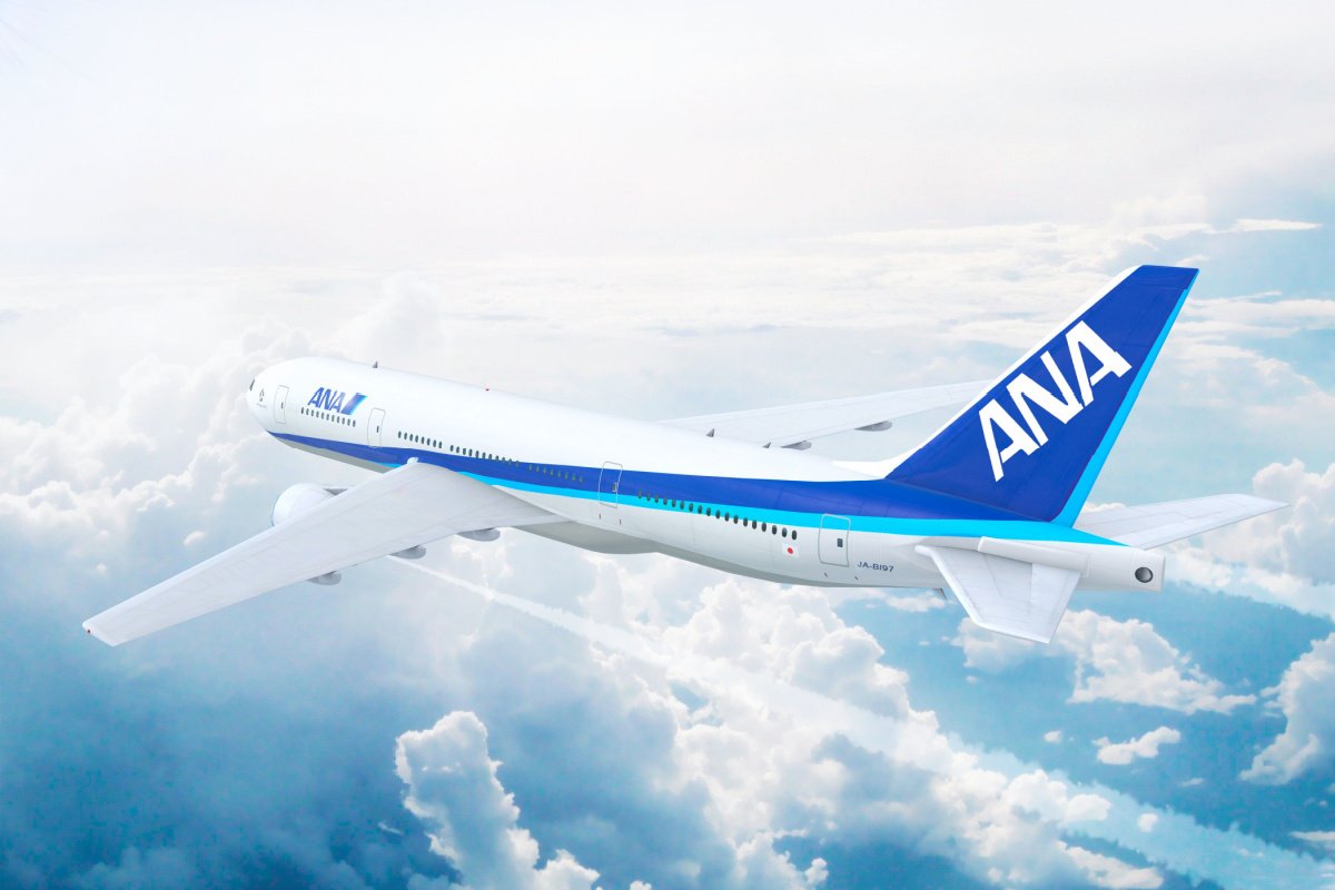 ANAの株（9202）「1年前に買った人」のトータル・リターンはいくらか