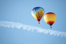 熱気球記念日･フランスで世界初の熱気球飛行【1783（天明3）年6月5日】