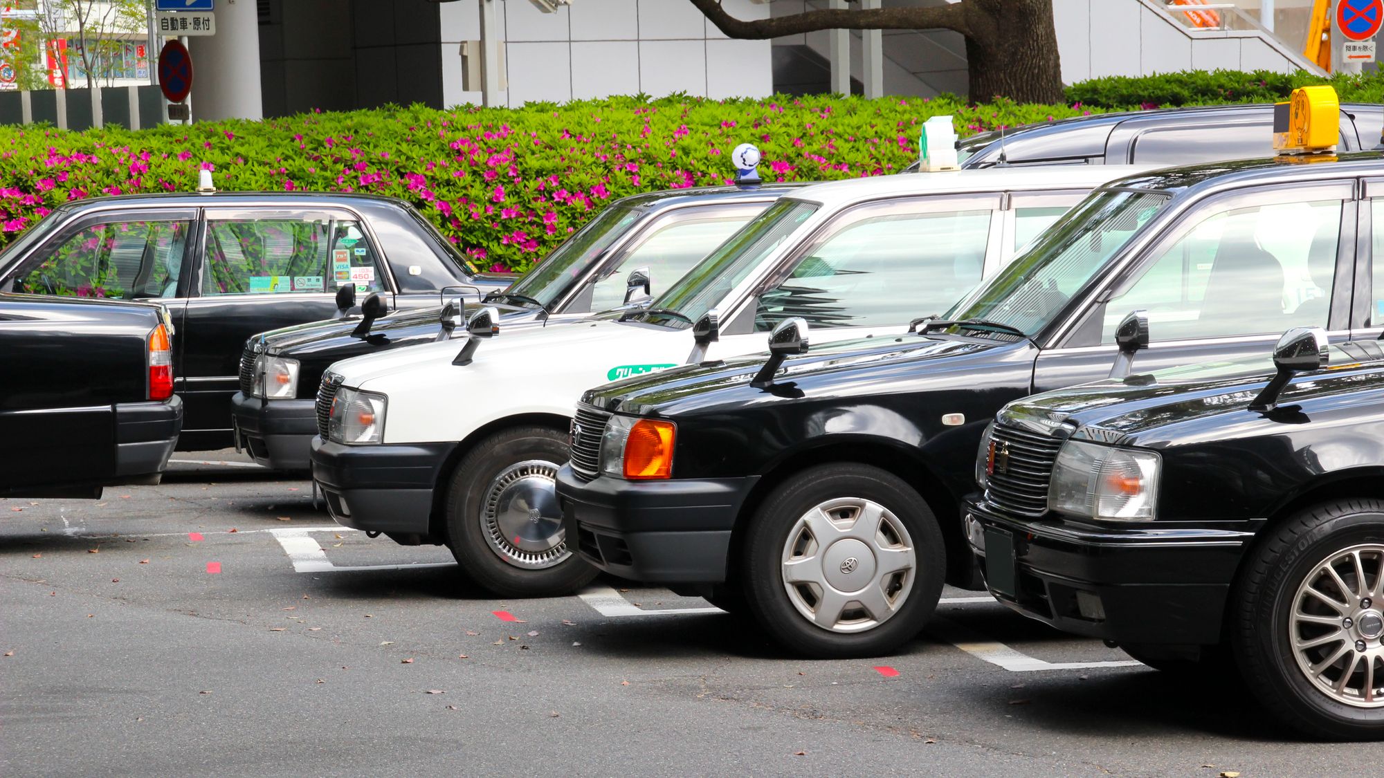 事故率が激減したタクシー会社が社員に"した事" 好感度UPも狙える｢プライミング効果｣を解説