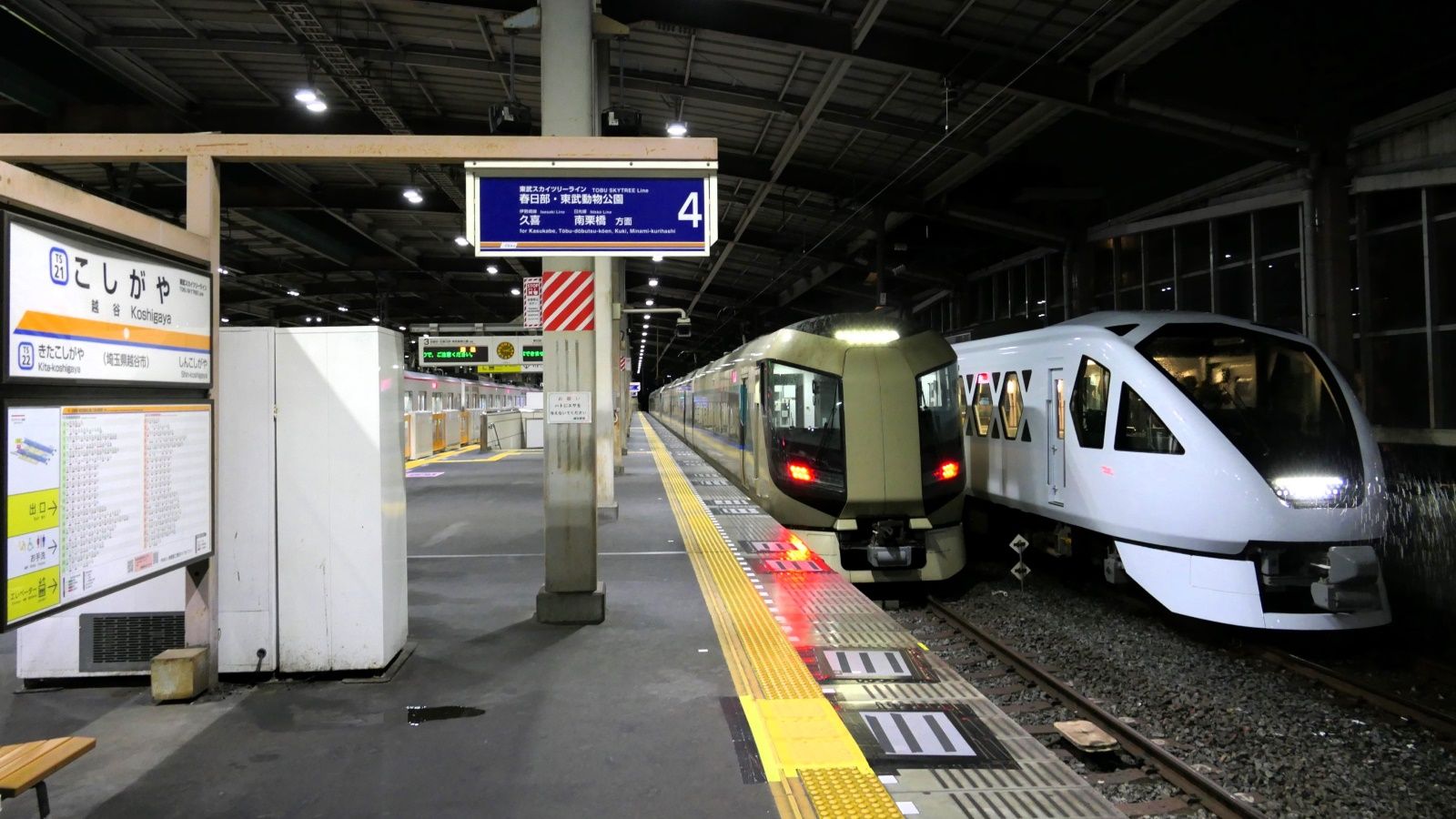 東武､深夜の越谷駅に｢スペーシアX停車｣の狙い 台風想定｢避難訓練｣で特急･通勤車両6本が集合