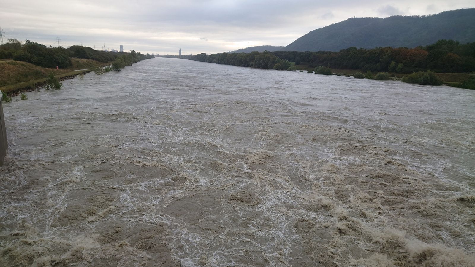 豪雨からウイーンを守った治水システムの｢凄さ｣ 欧州第二の大河はなぜ洪水を起こさなかったか