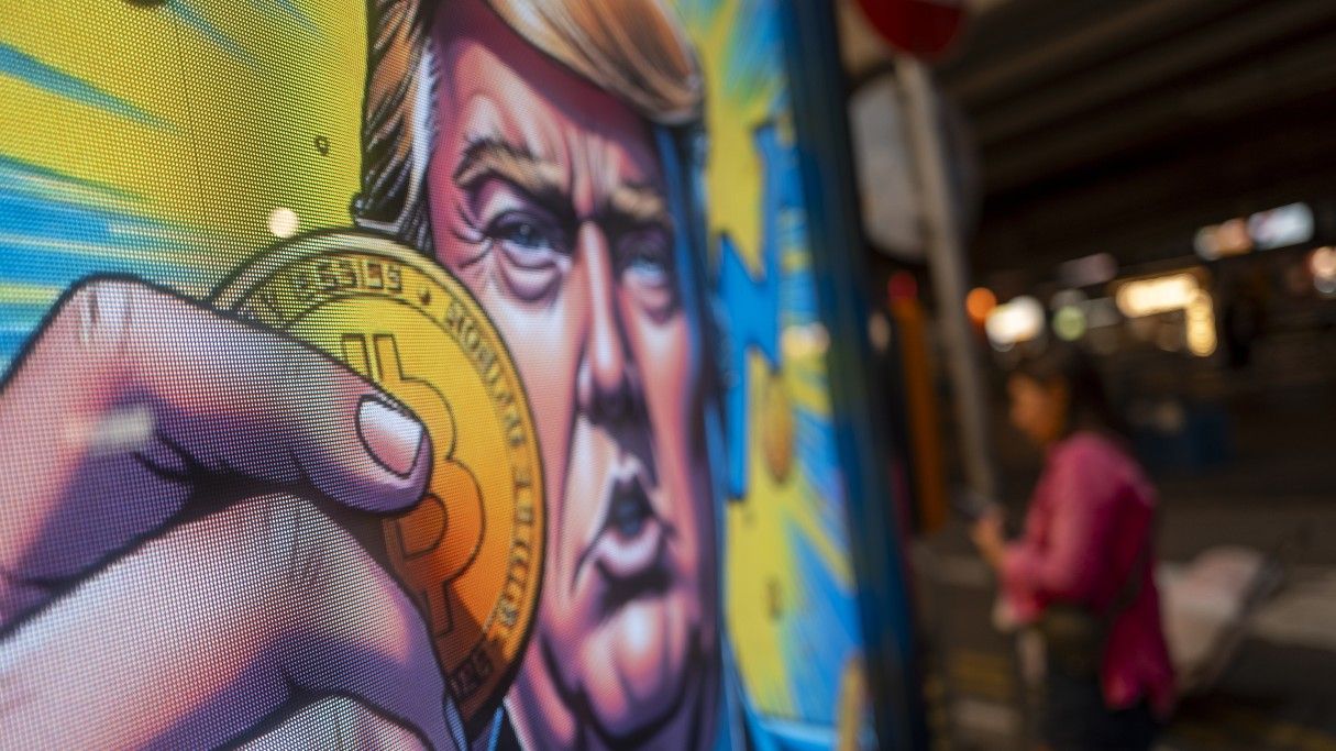 上昇が続くビットコインは｢バブル｣といえるのか 暗号資産推進派のトランプ勝利で高騰続く