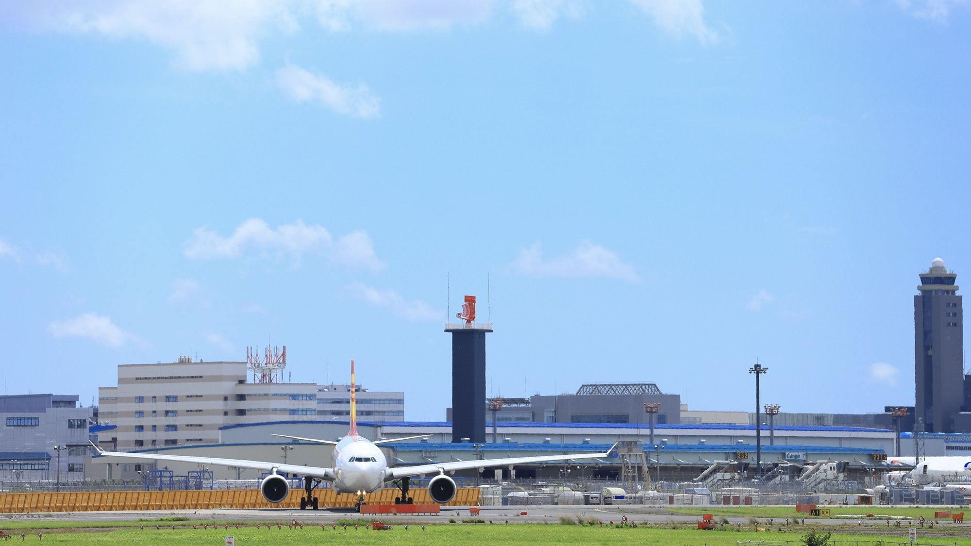 成田空港拡張計画で見えた､JR東と京成の温度差 効率化で｢発着回数を年間50万回に拡大｣が目標