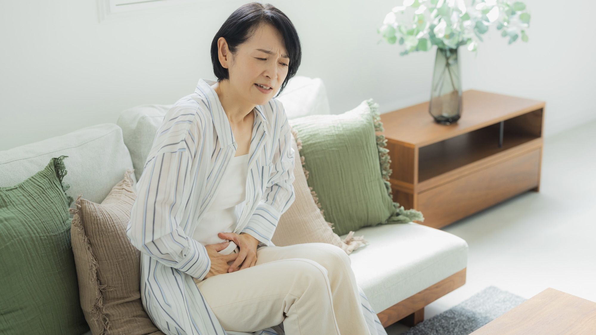 ｢肩コリ放置で腹痛｣不調要因は