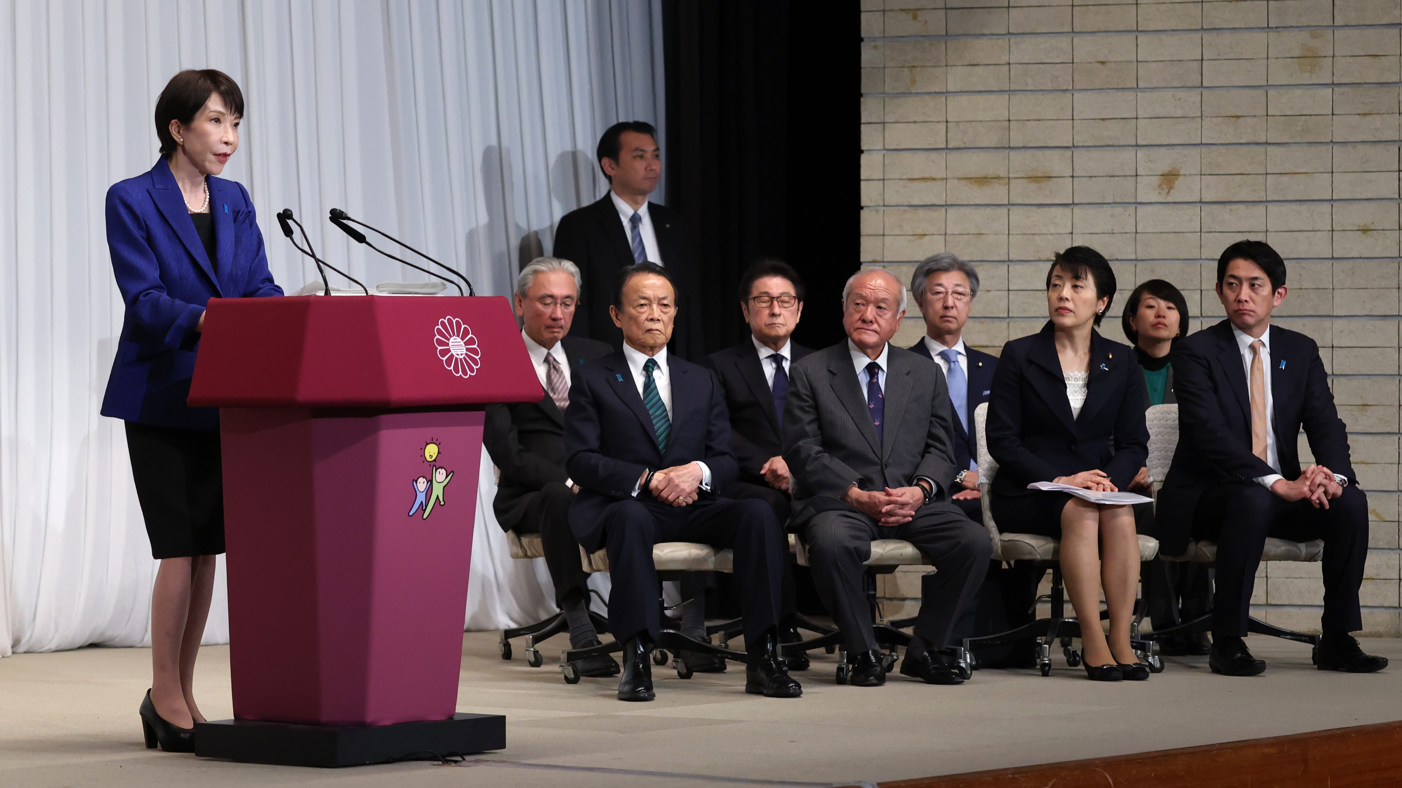 高市政権･熱狂と失望を繰り返せば政策は停滞か