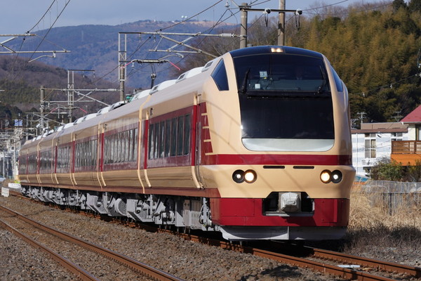 「埼玉と茨城」結ぶ特急が運転へ  “武蔵野線の駅”から水戸までノンストップ!?  豪華グリーン車も連結