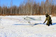 ウクライナで「驚愕の空中戦」が発生 ロシア軍の無人機を“棒”で叩いて撃墜!?  エンジンを無力化か