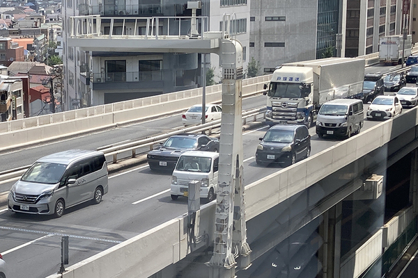 「ほぼ全線渋滞」「いつも以上にパねぇ…」 首都高の渋滞に“悲鳴” 明日はもっと地獄に!?