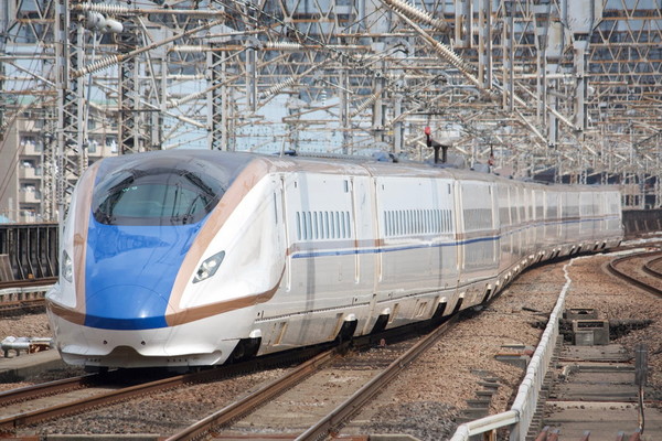 北陸新幹線「新駅の位置案」が明らかに！新大阪や松井山手、東小浜はどこにできる？