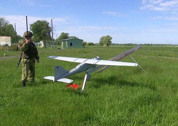 高度3620mで「驚愕の空中戦」が発生 ロシア軍「空の眼」を一撃で撃墜か ウクライナが映像公開