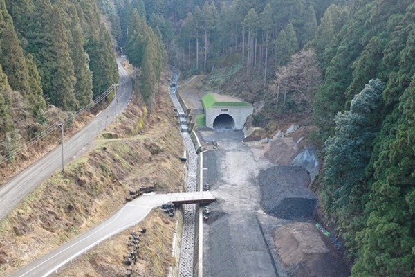 「岐阜－福井」の新ルート“もうひとつの峠”もトンネル開通！ もと分断国道“冠山峠ルート”開通1年でさらに時短！