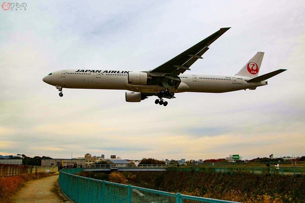 「飛行機撮影の聖地」が激変へ！ 伊丹空港隣接の「超有名な河川敷」、未来の姿とは？ 課題も解決