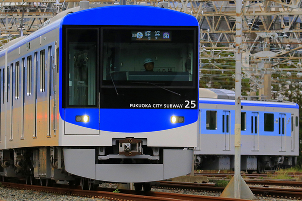 地下鉄車両なのに「展望席」!? いろいろブっ飛んでる福岡の新型「すごい車両になっちゃいました」