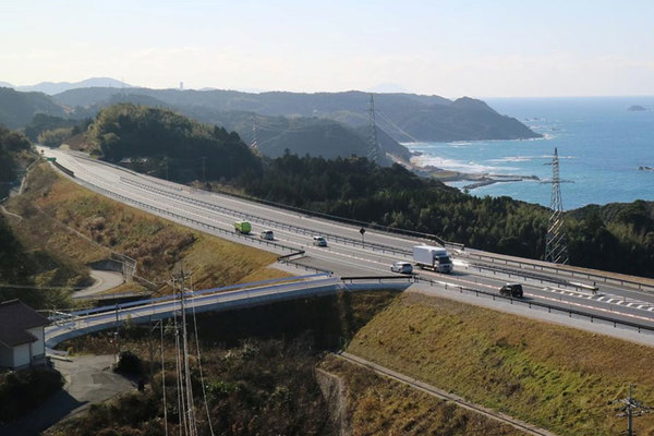 「山陰道」の一番なが～い島根県内いつ全通？ “出雲越え”は秒読み！ 残りの区間は