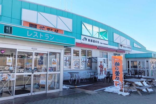 高速SA・PA初 “ちょっと未来”の無人販売店舗がオープン！ 「有名駅弁」も販売