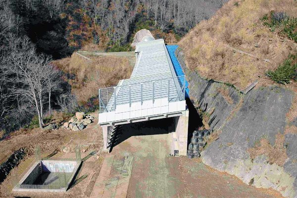 山脈貫通！「新潟‐福島」結ぶ国道が建設着々 “延長21km・トンネル15本”におよぶ大規模道路いつ開通？