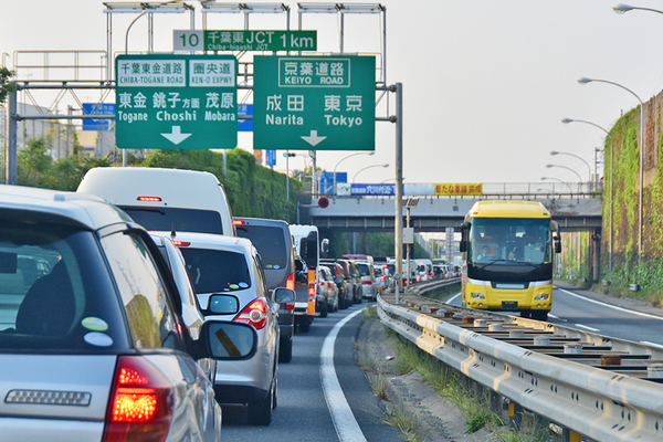 「永遠に有料…？」 とっくに無料化されている“はず”の道路たち なぜまだお金とるの？