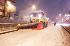 「躊躇なく」通行止めにします 国道60kmにわたり封鎖も 首都圏大雪時の規制ルールを見直し