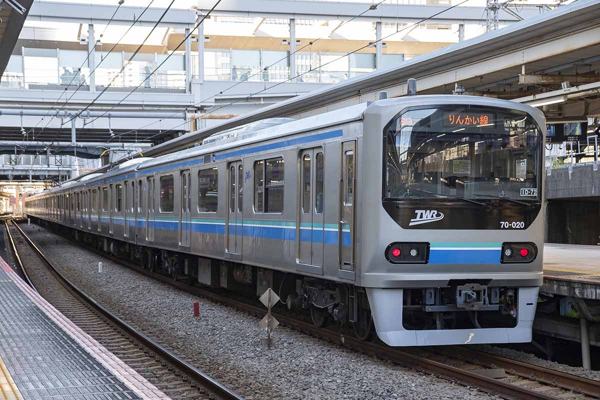 「りんかい線っぽさ」をJR大崎駅で探してみた 発メロ・発車案内・券売機…直通の境界駅だけに見られるレア光景