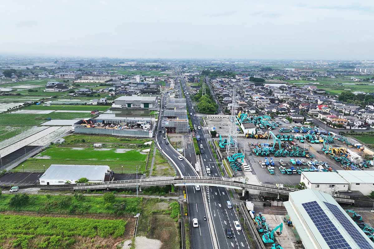 京都‐奈良‐和歌山直結「京奈和道」の工事がいよいよ本格化 市街地の未完区間で現道車線切り替え