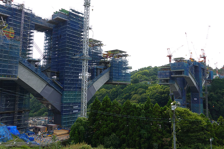 もう完成間近!? 新東名の「スゴイ橋」名前つけてください！ 今どこまで進んでいるのか