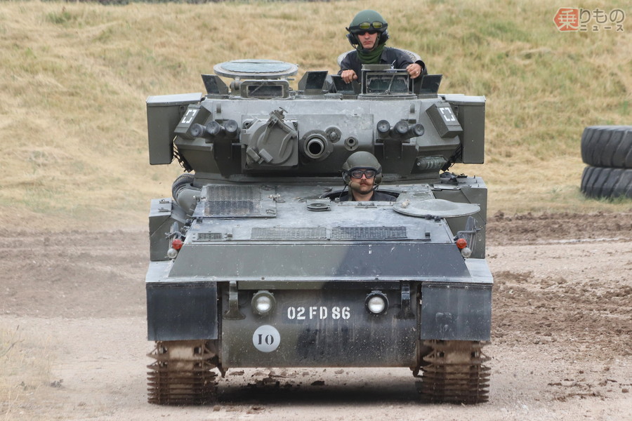近代の戦闘車両―開発・設計・性能 防御力ダメダメ戦車がまさかの無双！ スグ使えることに特化した