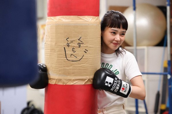 「あのクズを殴ってやりたいんだ」「前に進まなきゃいけない時は私があなたを殴ります」「奈緒さんのボクシング、構える角度や踏み込みがうまくなってきている」